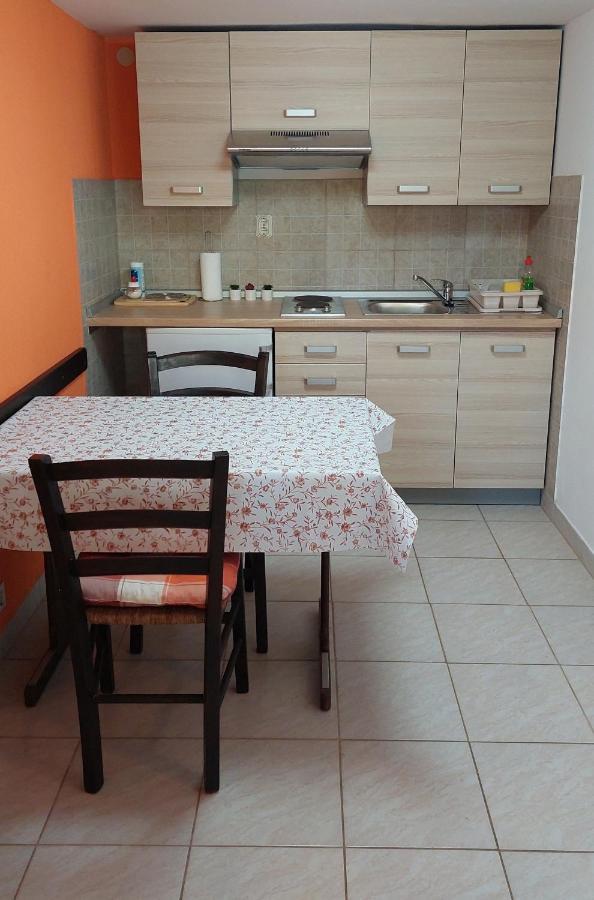 Apartment Drenovica Pula Eksteriør bilde